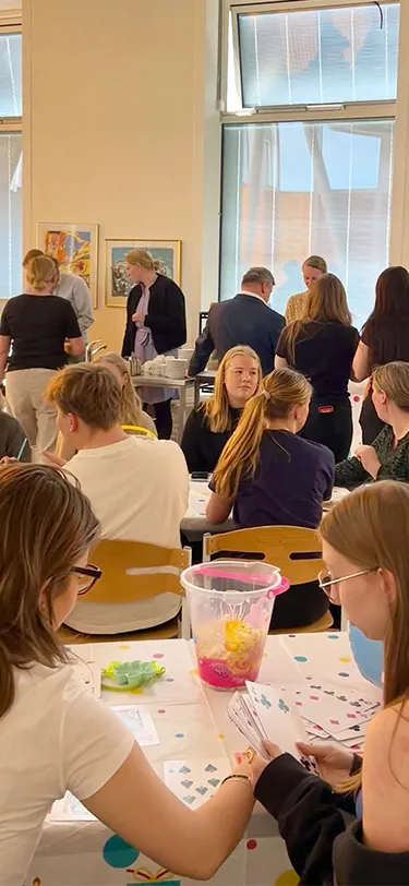 Eud Livet Paa Skolen Torsdagscafe Spil (1)