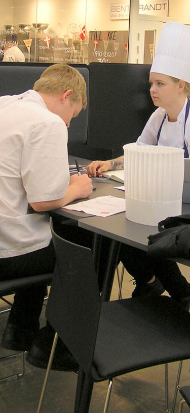 EUX Gastronom Livet Paa Skolen Gruppearbejde