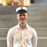Emil Bonde Glerup læser til Tømrer og har lige fået huen på
