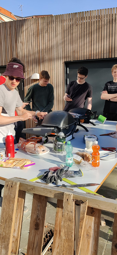 HTX Livet Paa Skolen Hygge Grill