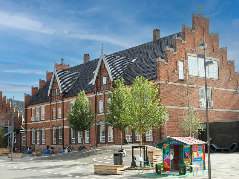Et billede af den gamle hovedbygning på Bindslevs Plads