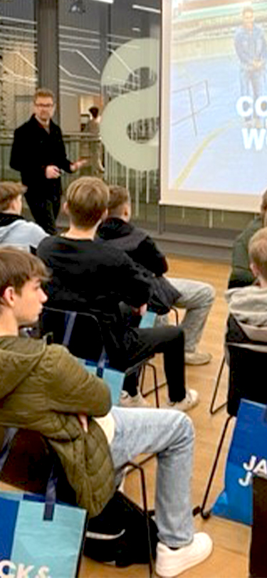 HHX Livet Paa Skolen Virksomhedsbesoeg