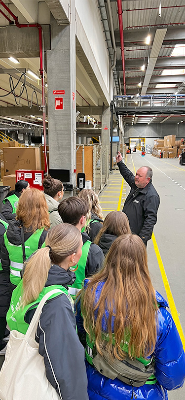 EUD Business Virksomhedsbesoeg Hos Jysk 2