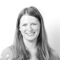 Nina Lund Kubel underviser