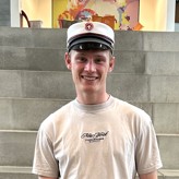 Frederik Thomasson læser til Tømrer og har lige fået studenterhuen på