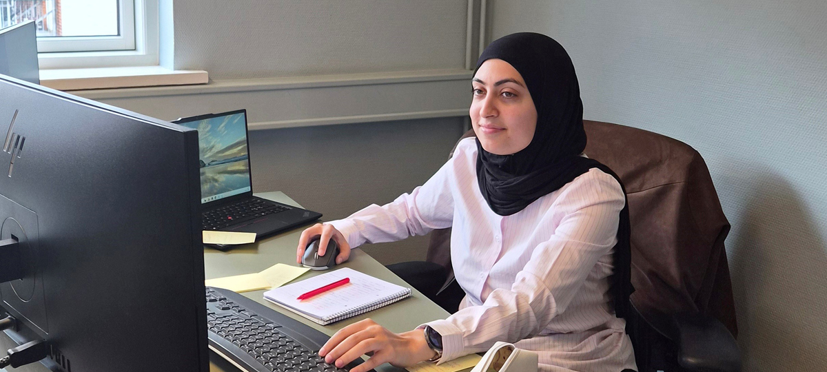 En elev arbejder med handel