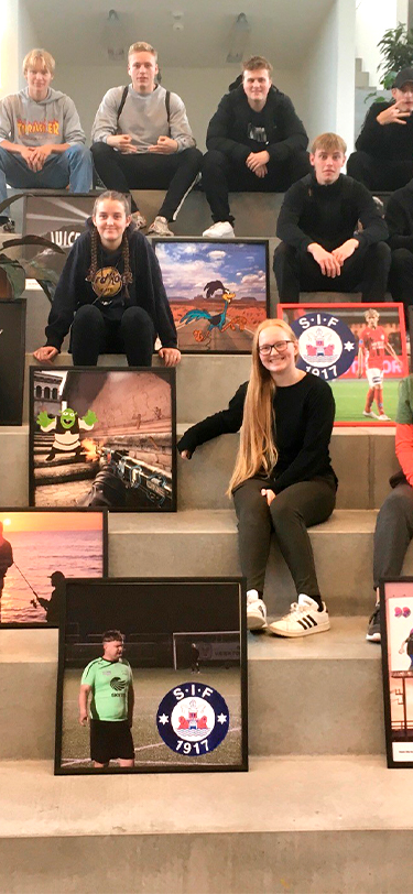 EUX Skiltetekniker Udstilling Livet Paa Skolen