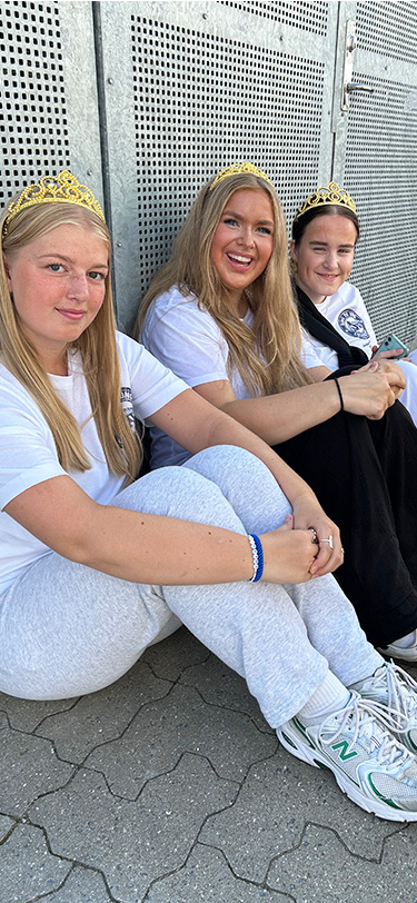 Eud Livet Paa Skolen Saebekasselob Dronninger