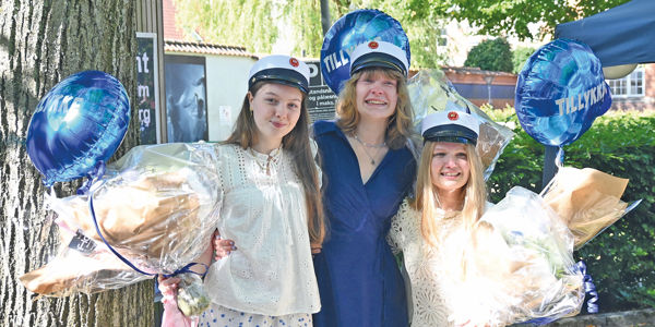 HTX Livet Paa Skolen Første Studenter