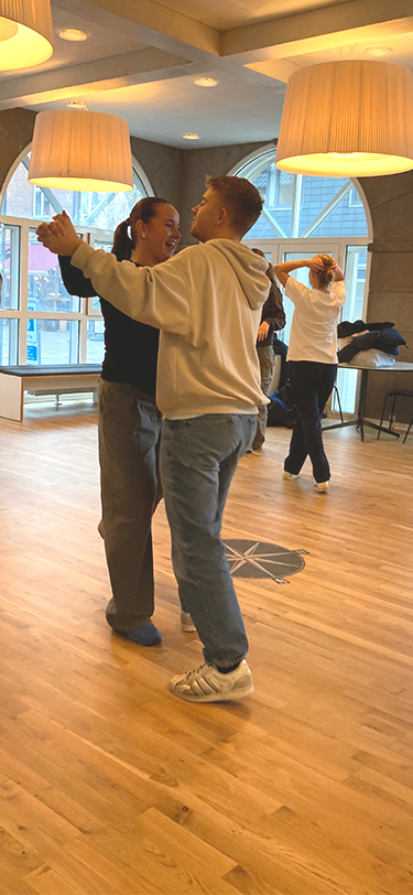 HHX Livet Paa Skolen Undervisning Idraet Dans