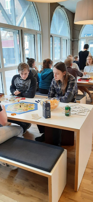 HTX Livet Paa Skolen Fredagshygge