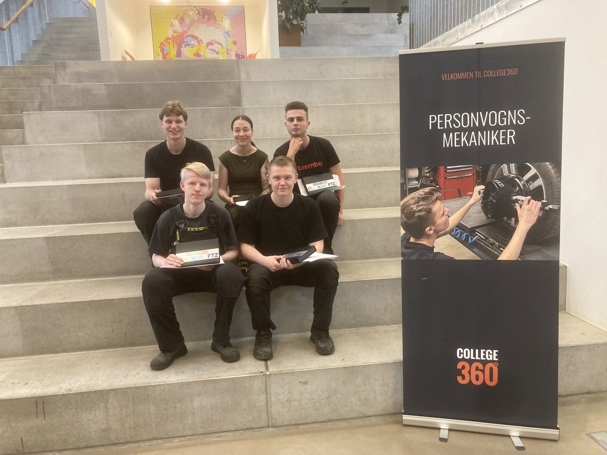 Pv3h0628 T1 Svendebillede