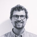 Jonas Munk Jensen underviser