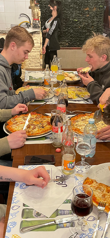 HHX Livet Paa Skolen Studietur Rom Pizza