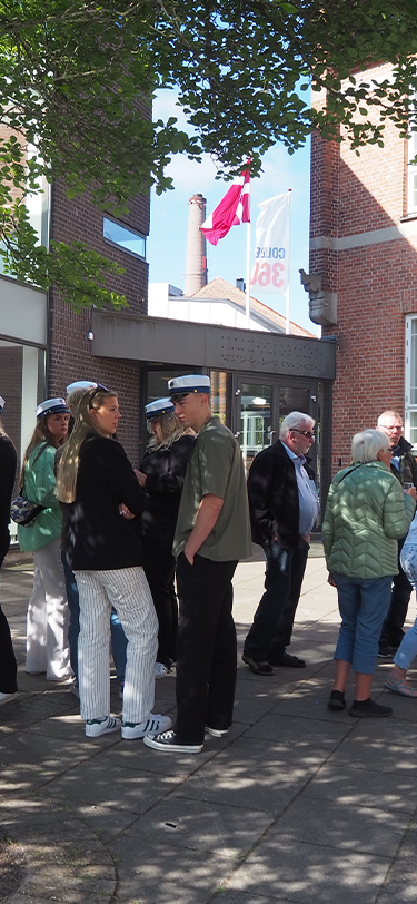 HHX Livet Paa Skolen Studenter Fest Familie Venner