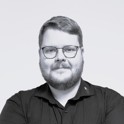 Mads Peter Bugge underviser