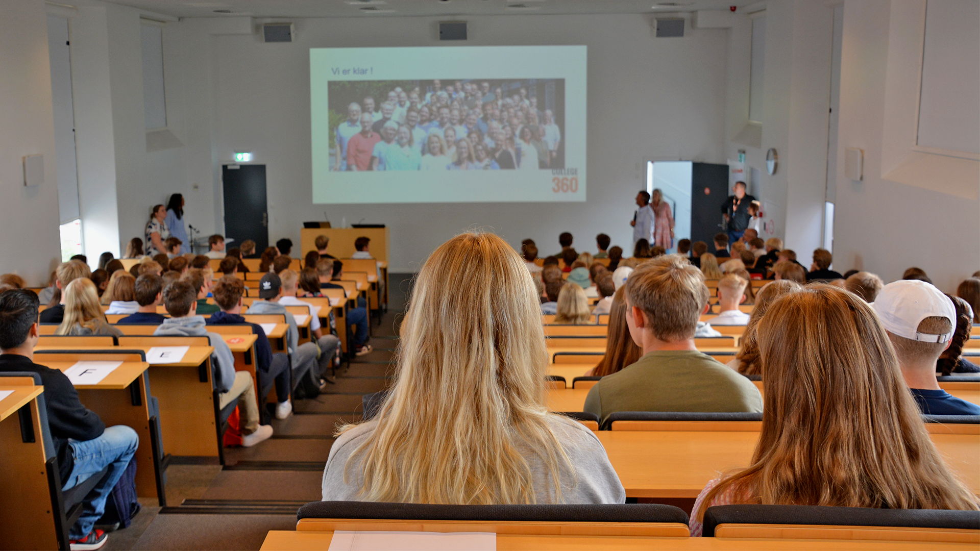 hhx elever i auditoriet